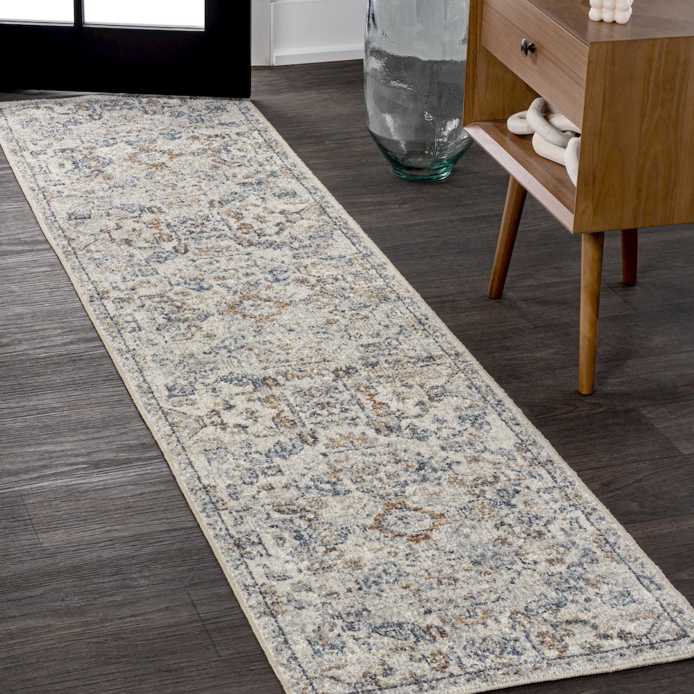 Shaemus Bohemian Medallion Low-Pile Machine-Washable Runner Rug