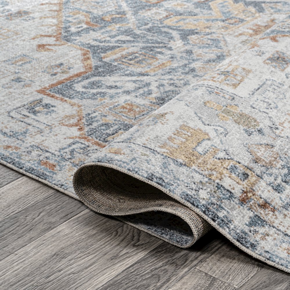 Shaemus Bohemian Medallion Low-Pile Machine-Washable Runner Rug