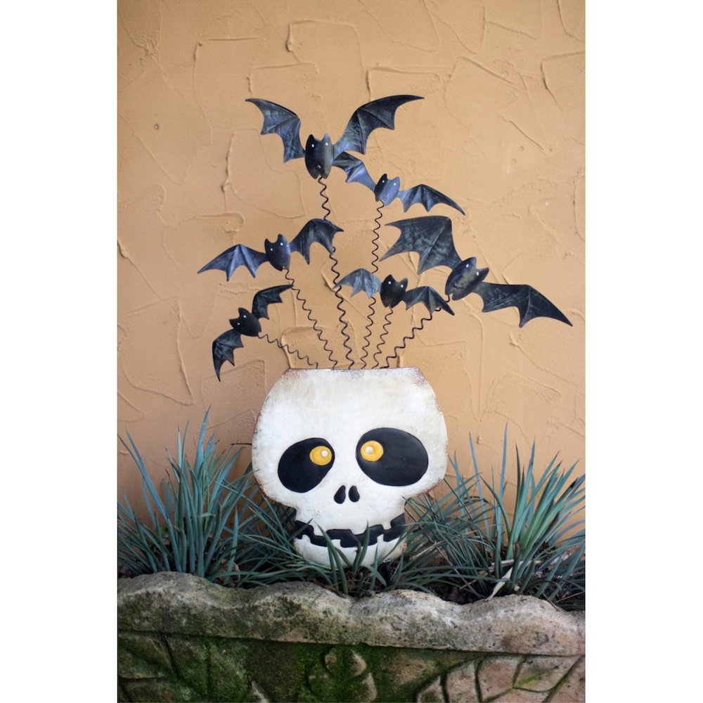 Painted Metal Halloween Skull With Bats Yard Art