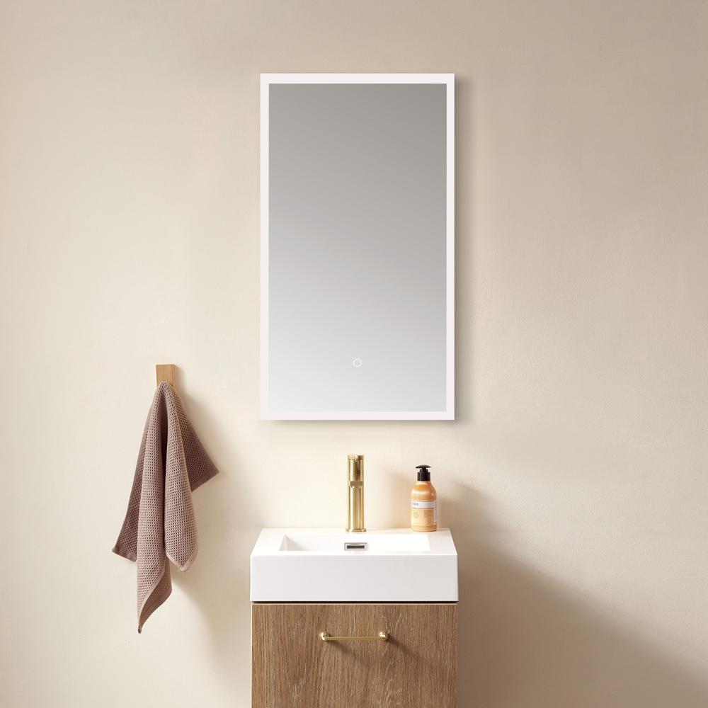 Vinnova 18''  Rectangle Illuminated Bathroom/Vanity Wall Mirror