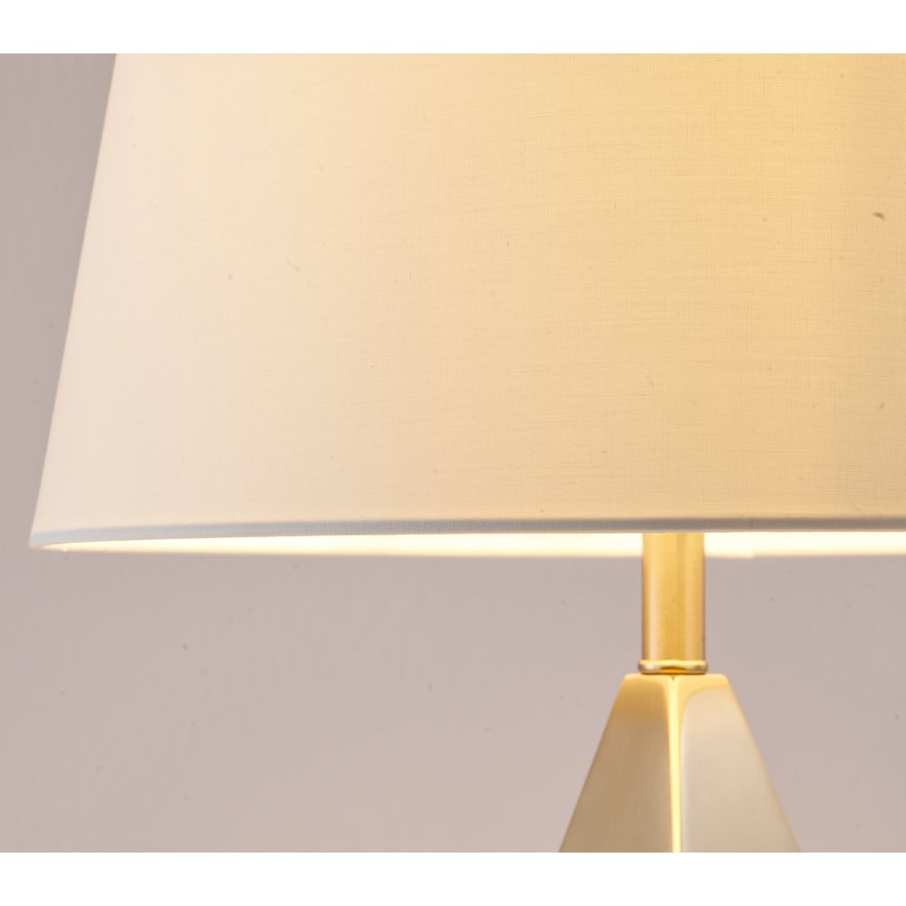 1-Light Gold Metal Table Lamp With A Drum Shade