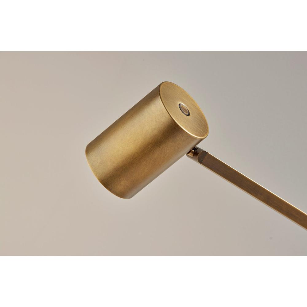 Newman Task Lamp w. Wireless Charging