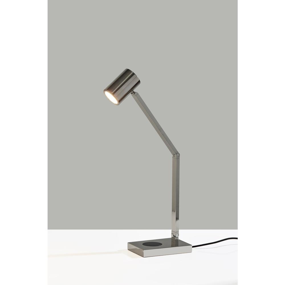Newman Task Lamp w. Wireless Charging