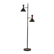 Arlo Tree Lamp