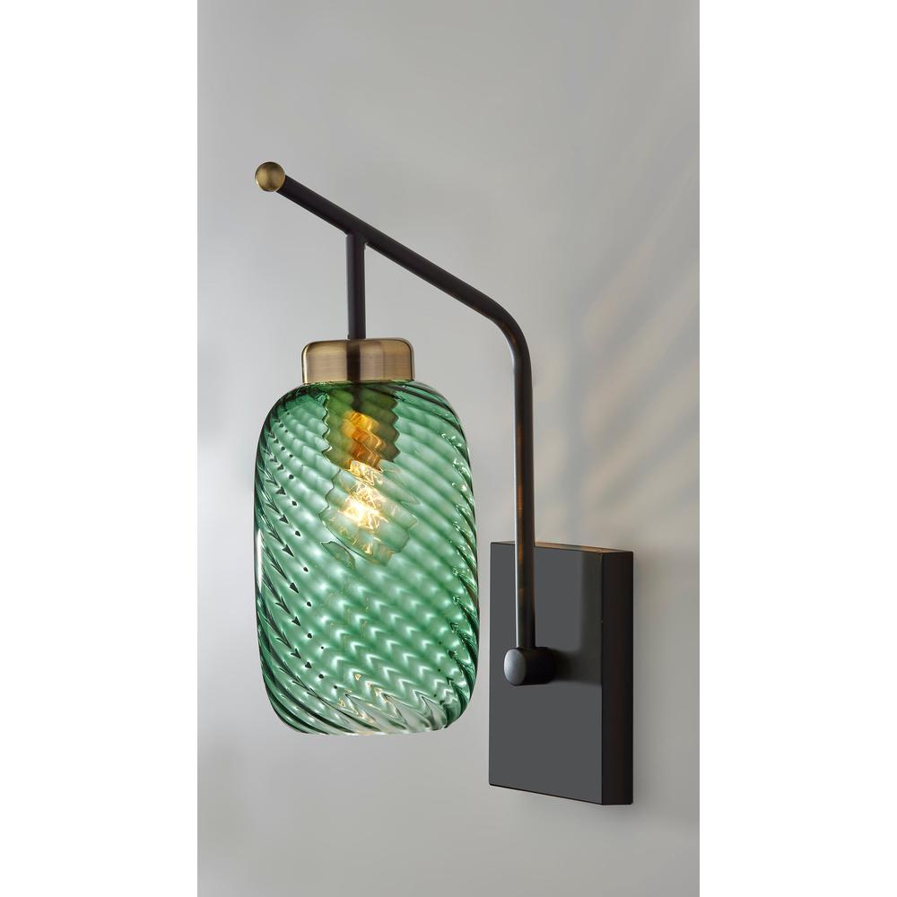 Derrick Wall Lamp