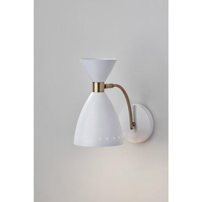 Oscar Wall Light