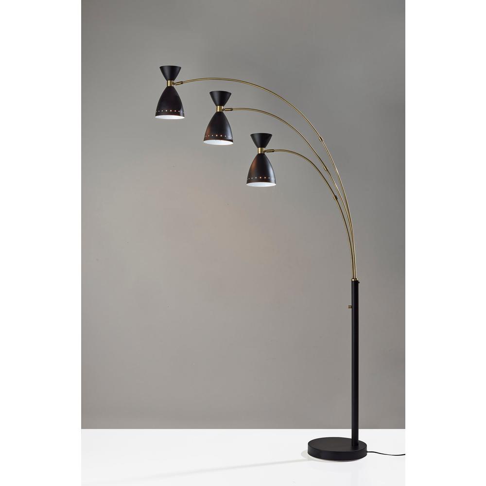 Oscar 3-Arm Arc Lamp