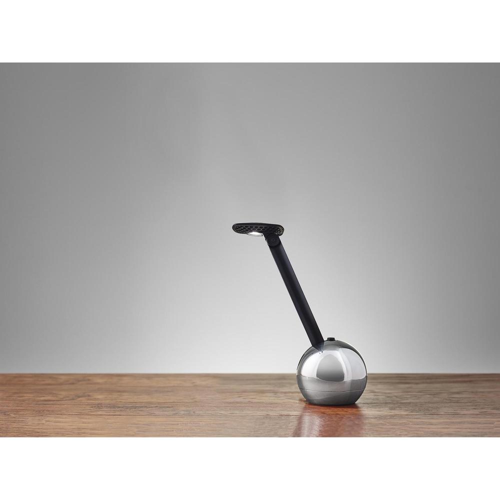 ADS360 Kiu LED Desk Lamp