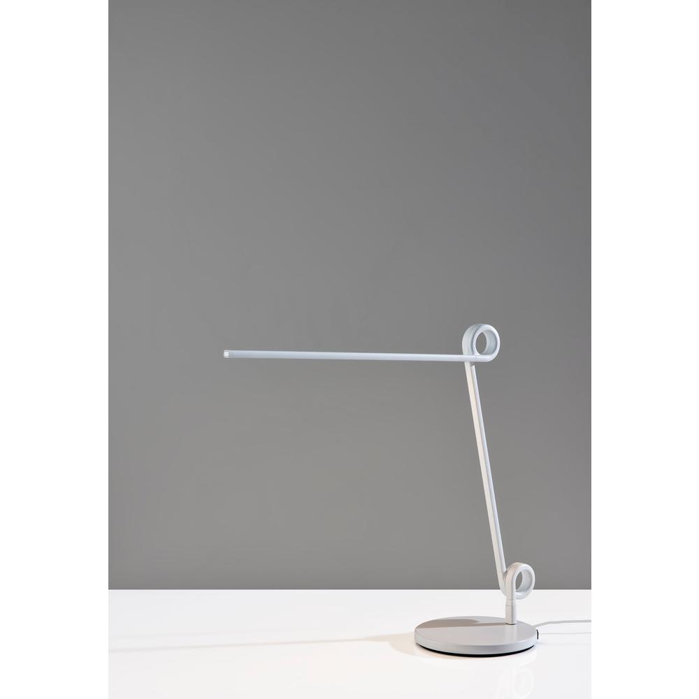 Knot LED Desk Lamp