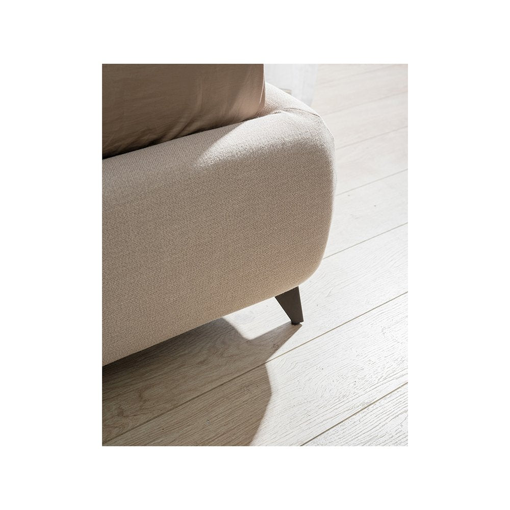 Ayla King Storage Bed In Taupe Linen Fabric