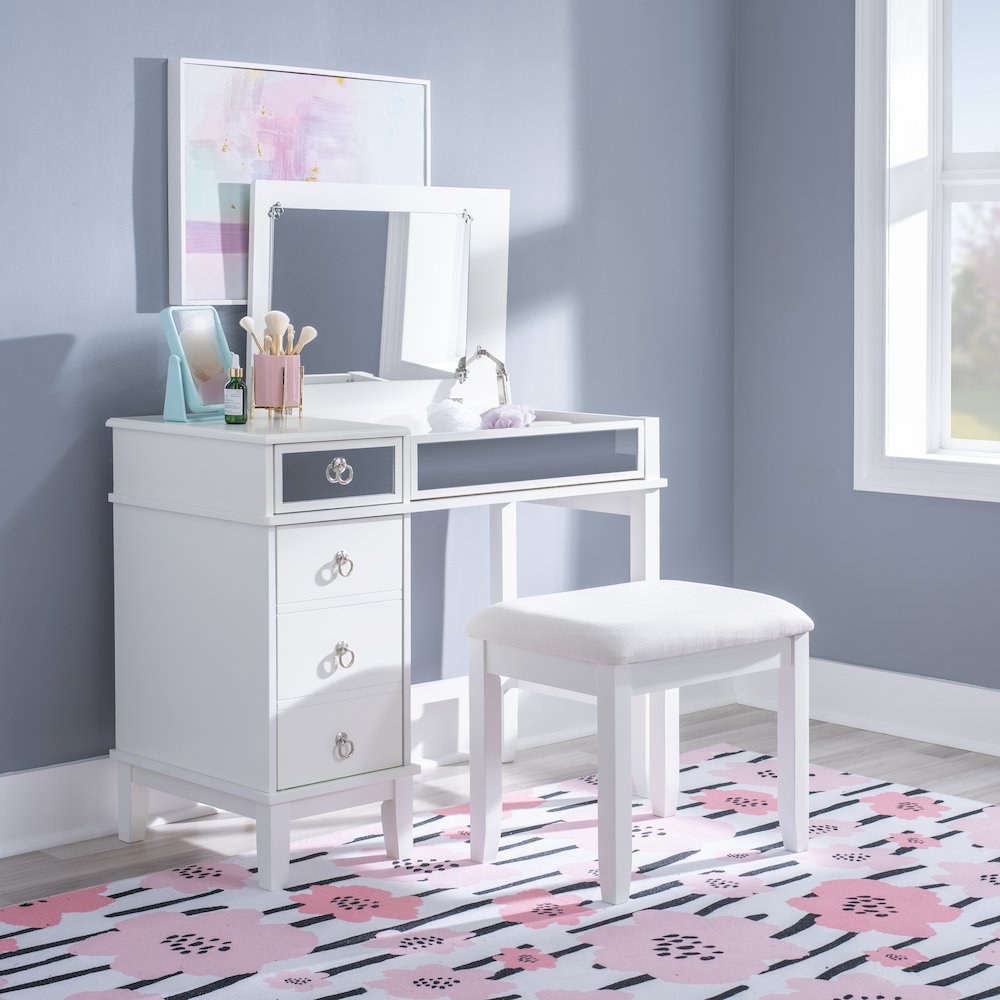 Eva Vanity Set