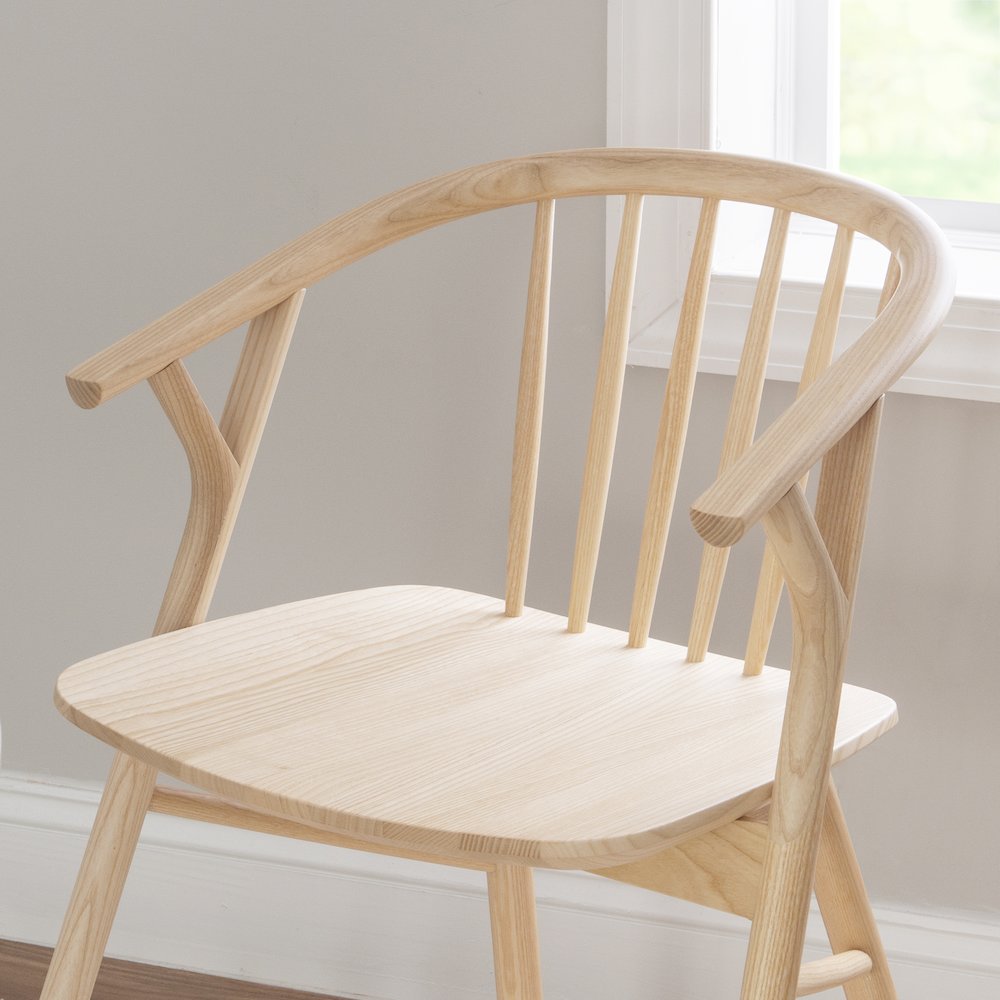 Delmot Chair