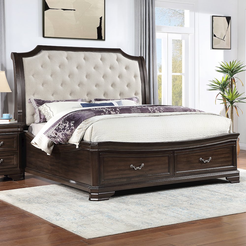 Lyndhurst Wood King Upholstered Bed in Walnut