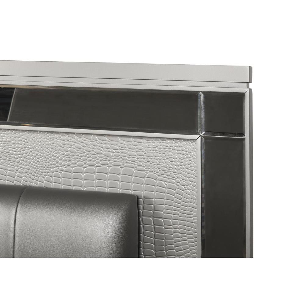 Furniture Valentine Solid Wood King Size Lighted Bed in Silver