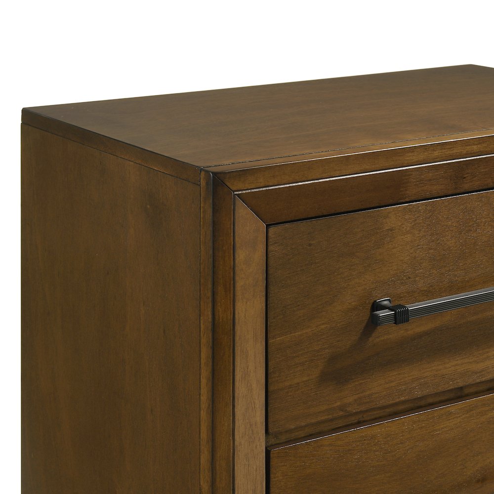 Ballard 5-Piece Wood Queen Bedroom Set w Chest in Walnut