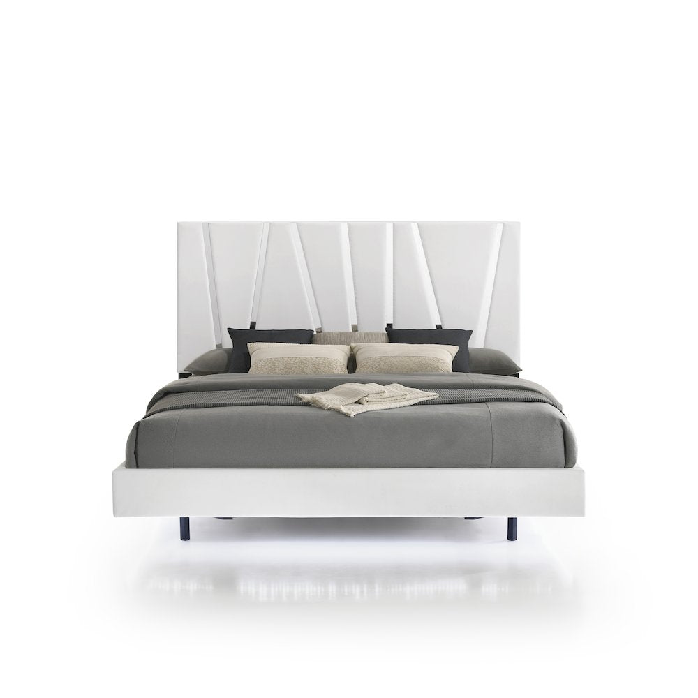 Europa 5-Piece Wood California King Bedroom Set (B/Dr/Mr/Ch/Ns), White
