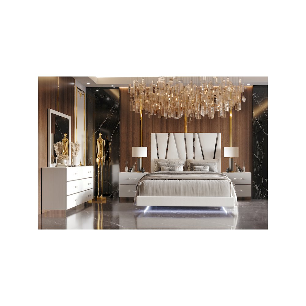 Europa 5-Piece Wood California King Bedroom Set (B/Dr/Mr/2Ns), White