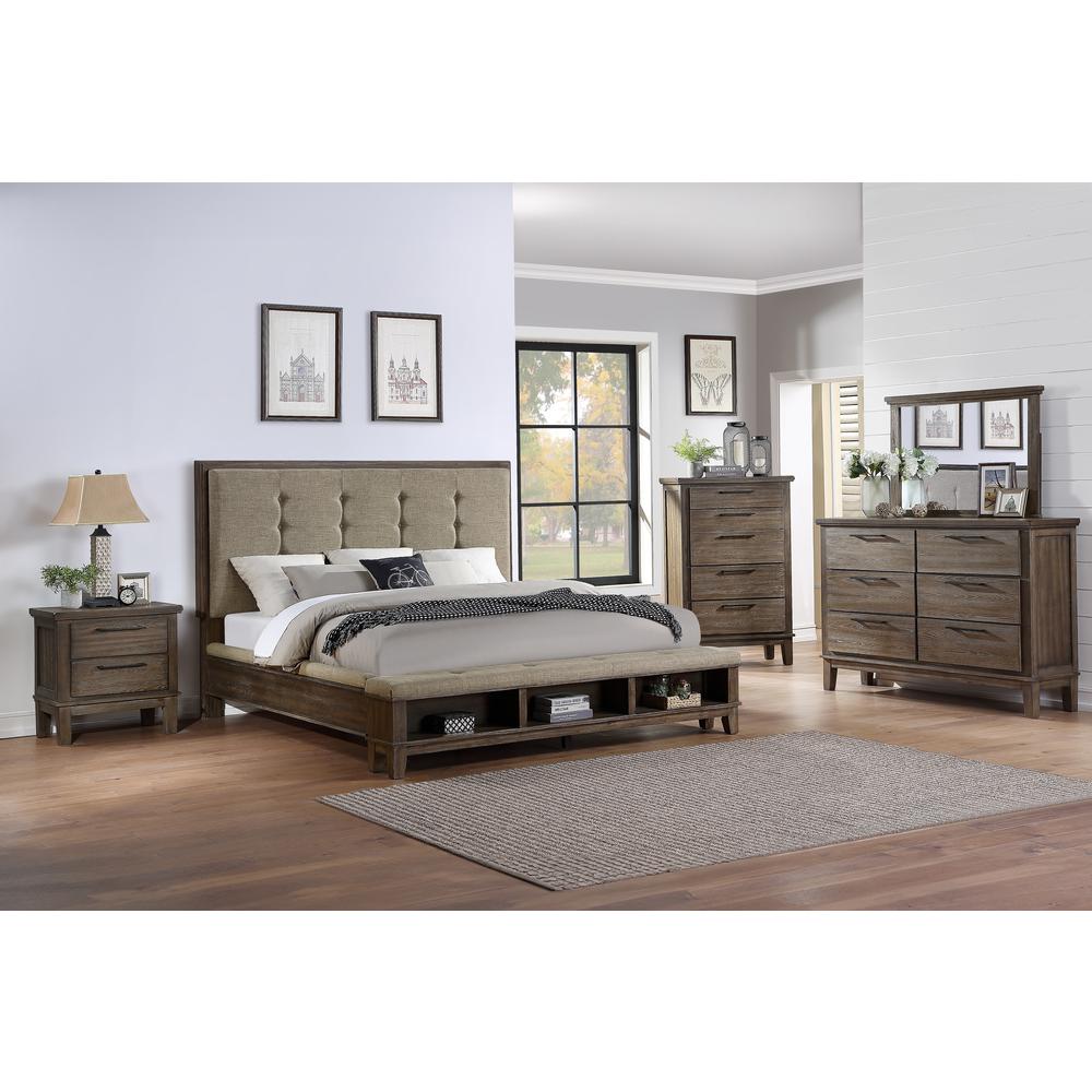 Furniture Cagney 5-Piece Queen Wood Bedroom Set in Brown