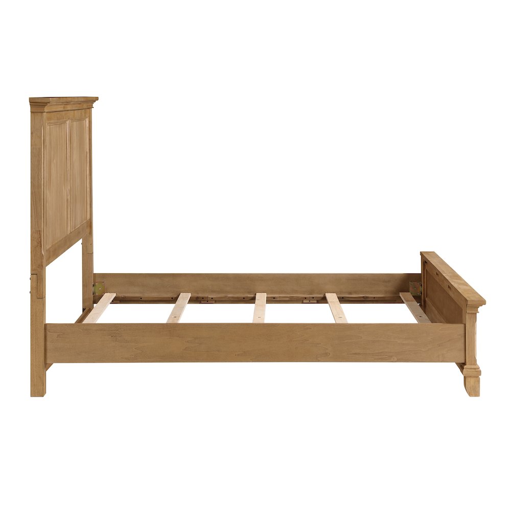 Sunstone 5-Pc Wood Queen Bedroom Set with Chest in Honey