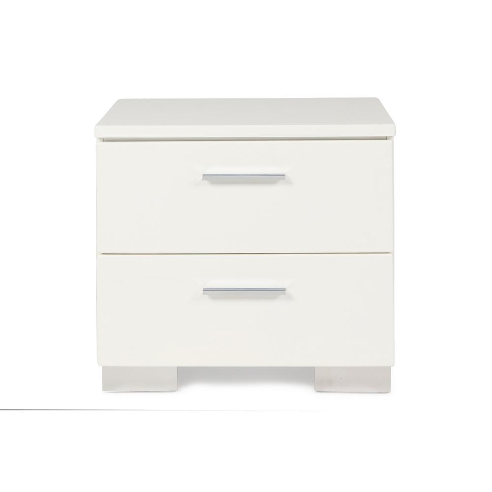 Sapphire 4-Piece Wood Queen Bedroom Set with Nightstand in White