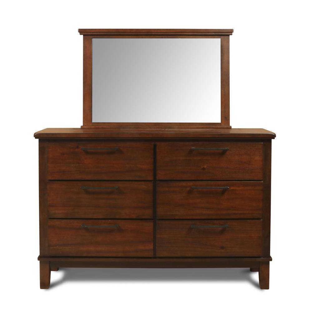 Cagney 4-Piece Queen Wood Bedroom Set with Chest in Chestnut