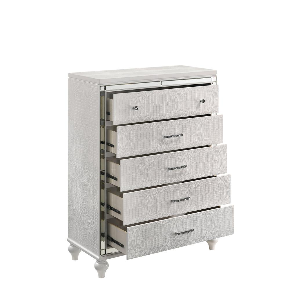 Furniture Modern Style Solid Wood Chest in White Finish