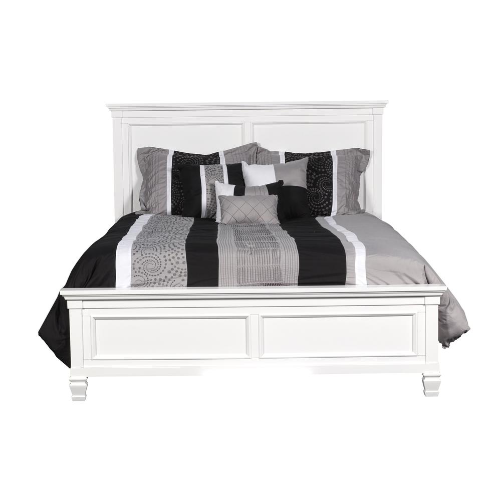 Tamarack 4-Piece Wood Queen Bedroom Set with Chest in White