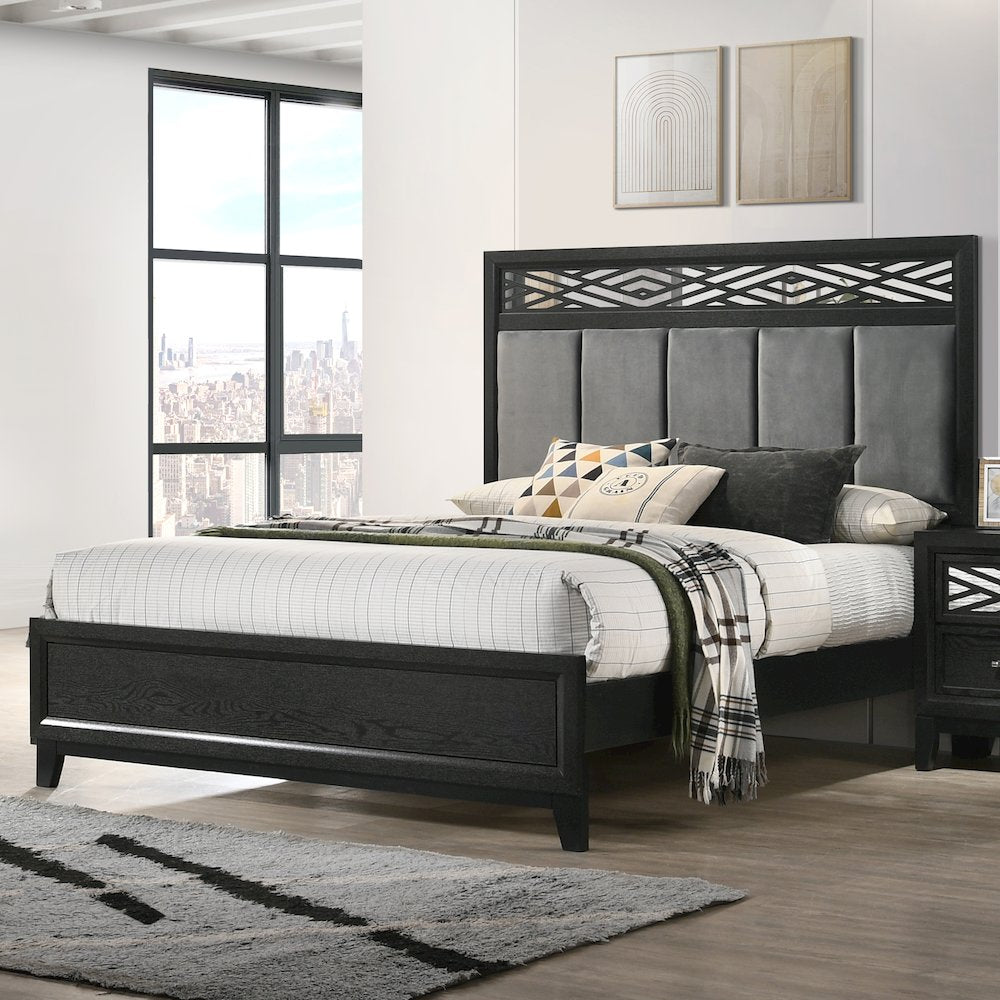 Obsidian Wood Queen Bed, Black
