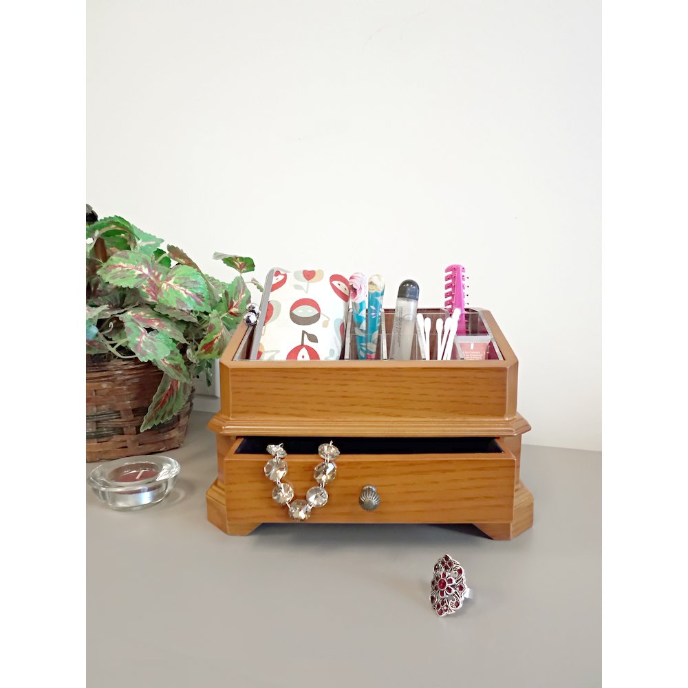 Cosmetic Organizer