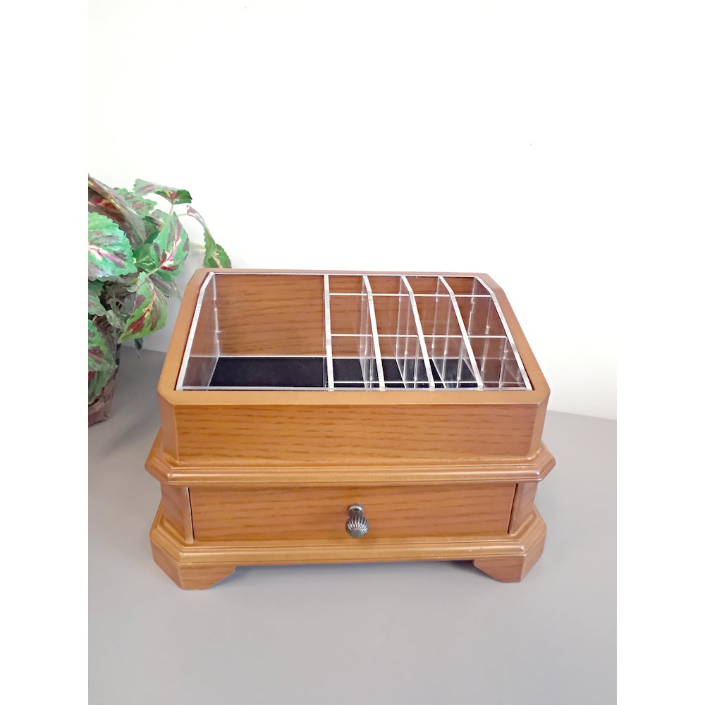 Cosmetic Organizer