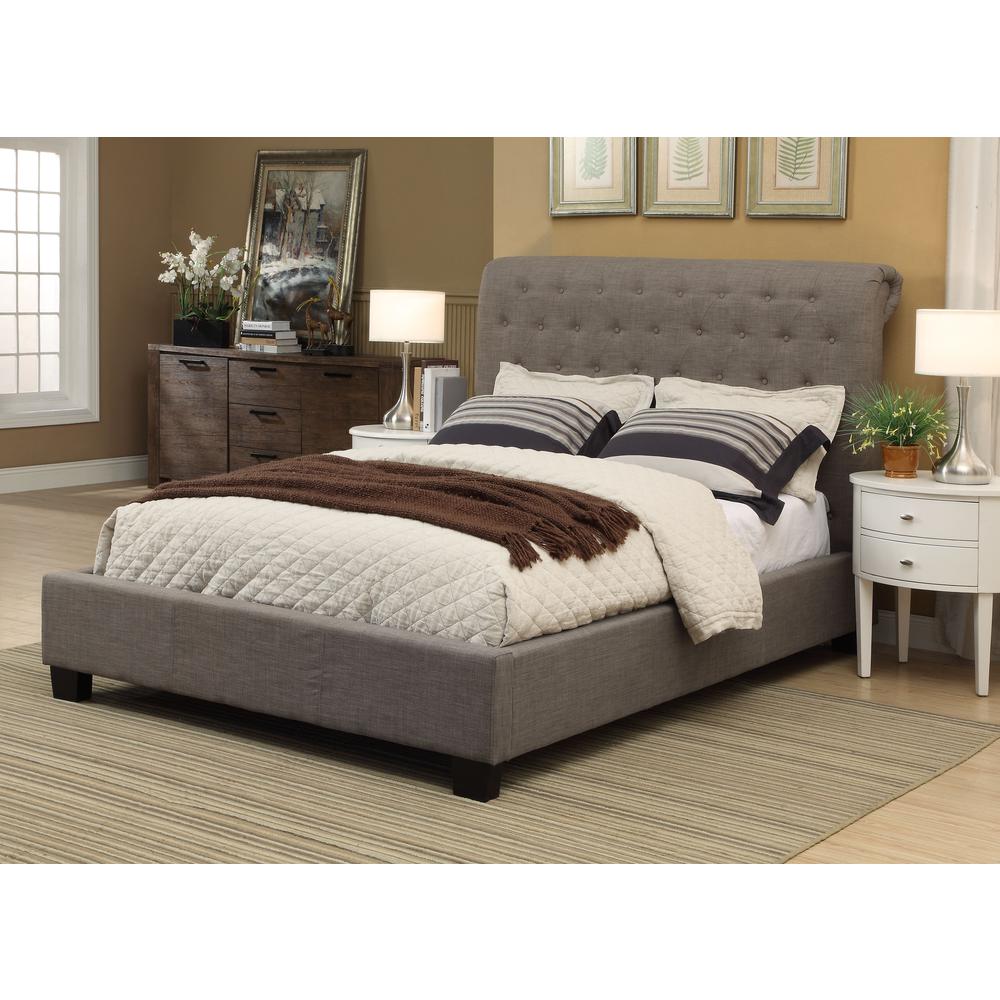 Royal Tufted Platform Bed in Dolphin Linen
