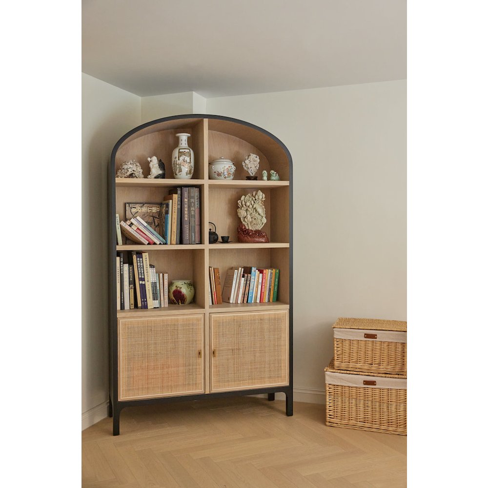Pietro Tall Cabinet (VT)