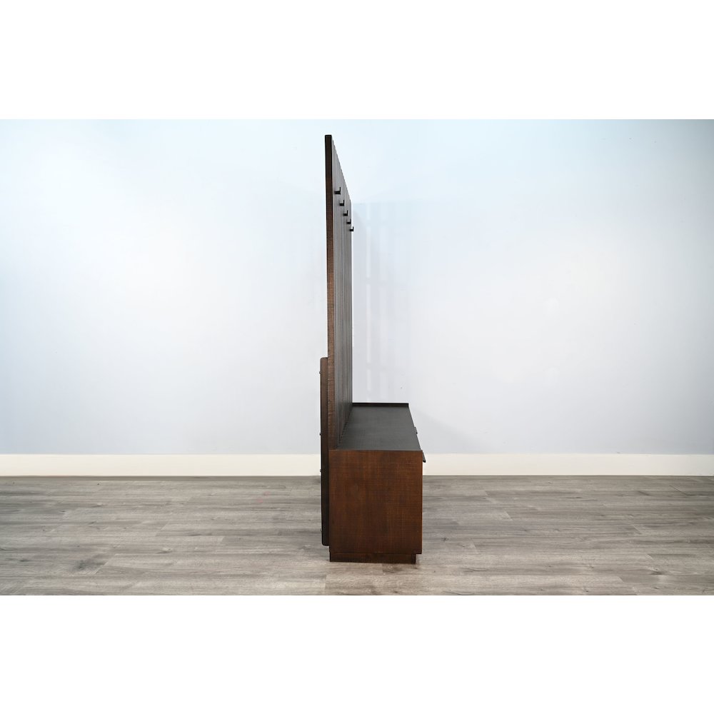 Eliza Hall Tree with Bench