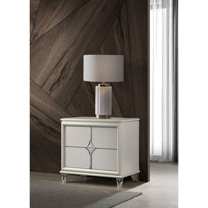 Gwendolyn Pearl White 2-drawer Nightstand Bedside Table