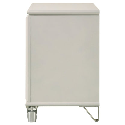 Gwendolyn Pearl White 2-drawer Nightstand Bedside Table