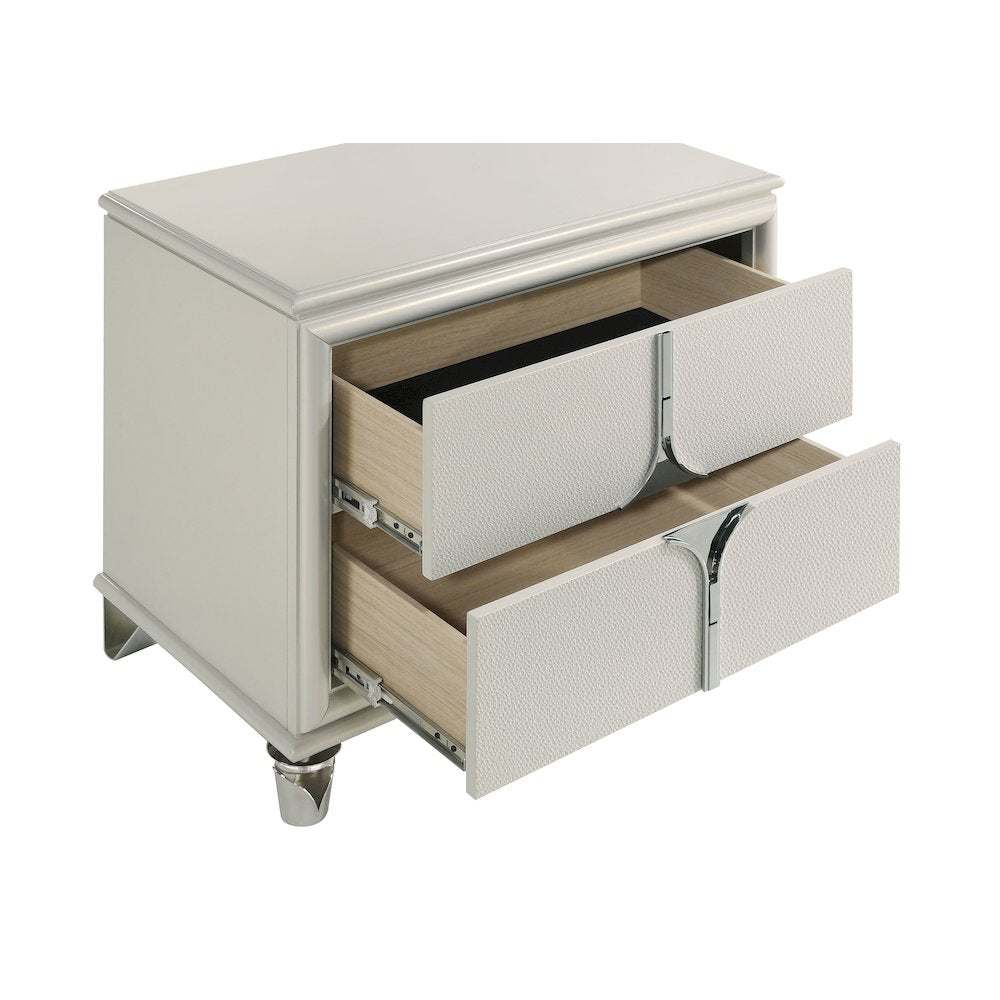 Gwendolyn Pearl White 2-drawer Nightstand Bedside Table