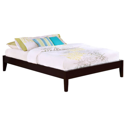 Contemporary Cappuccino Platform Bed