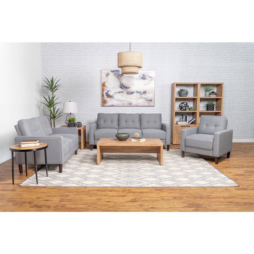 Tufted Cushion Back Loveseat