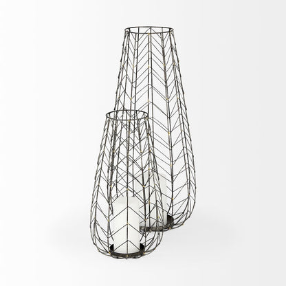 Petiole I Small Gold Toned Metal Table Candle Holder
