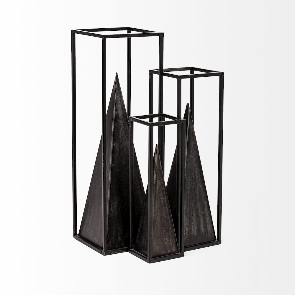 Memphis II (Medium) 4L x 4W Black Metal Pyramid In A Square Frame