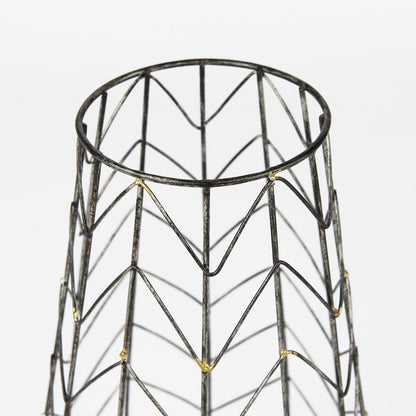 Petiole I Small Gold Toned Metal Table Candle Holder