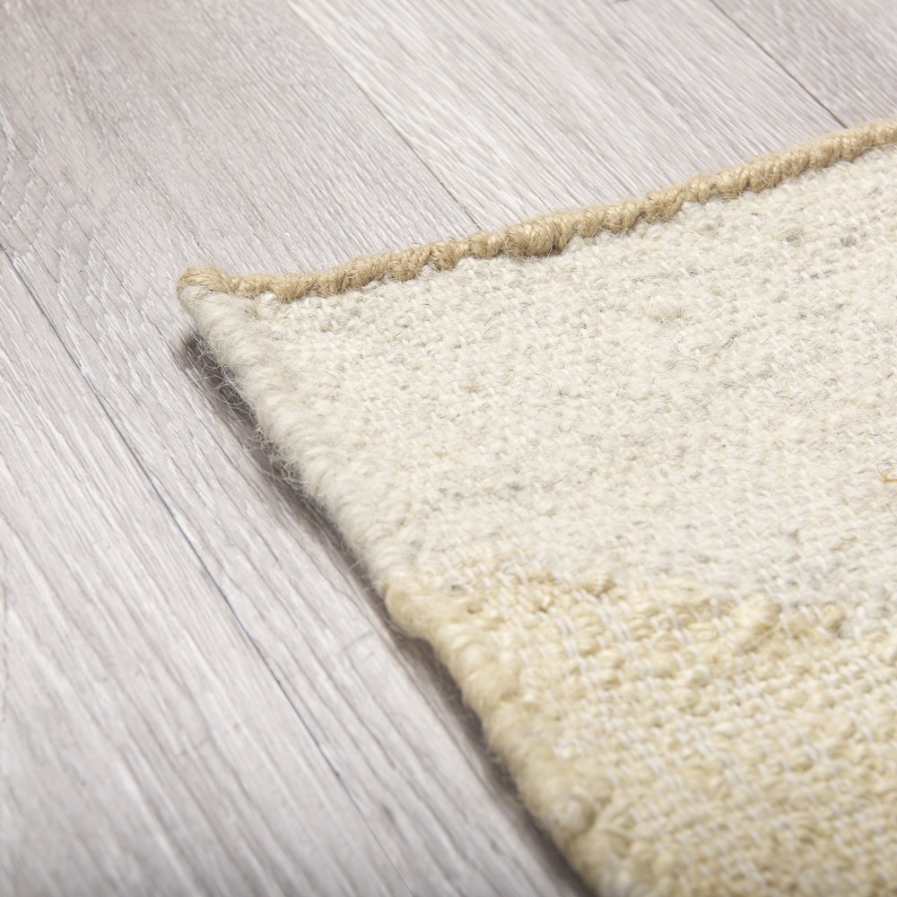 Mayson 5x8 Cream Multi-Colored Honeycomb Pattern Area Rug