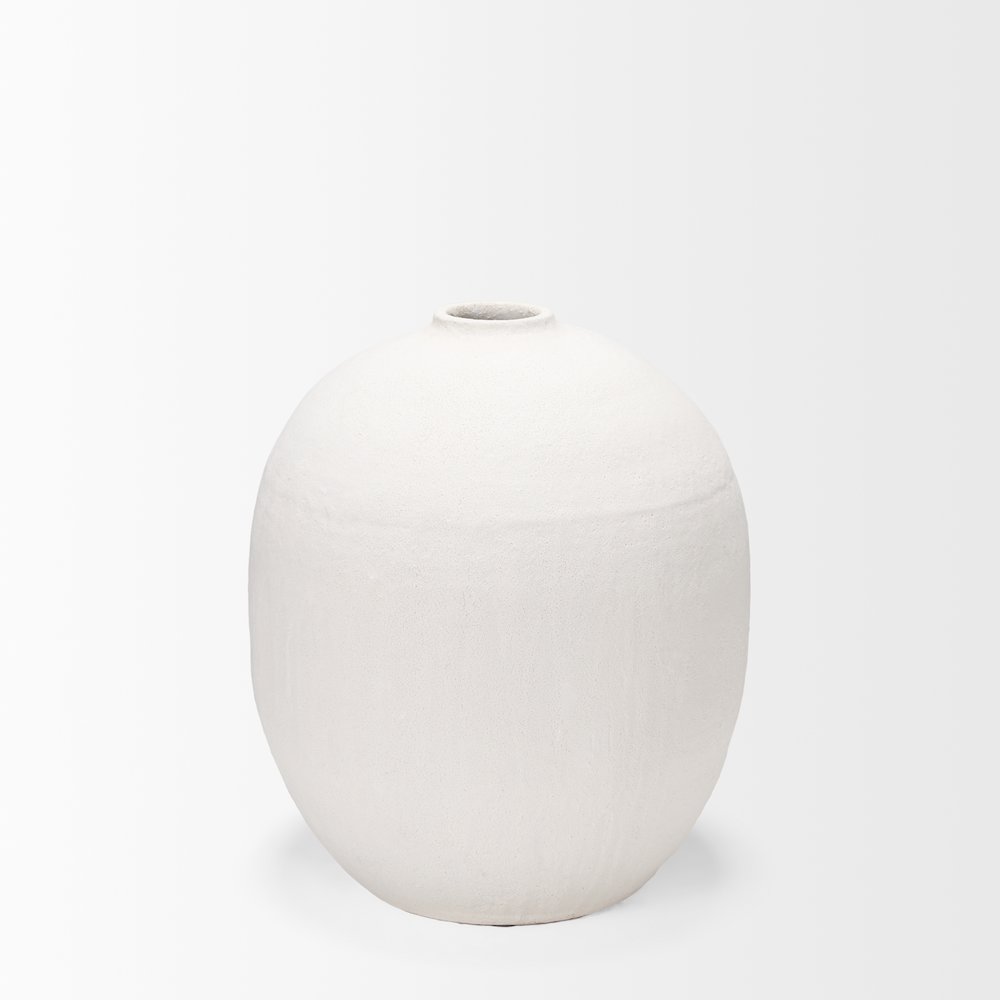 Karakum Short White Textured Ceramic Vase