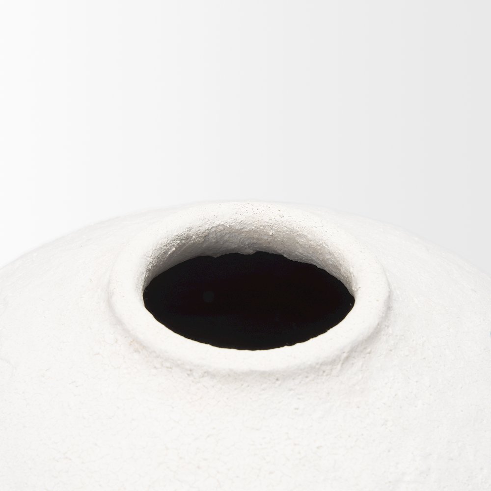 Karakum Large White Textured Ceramic Vase