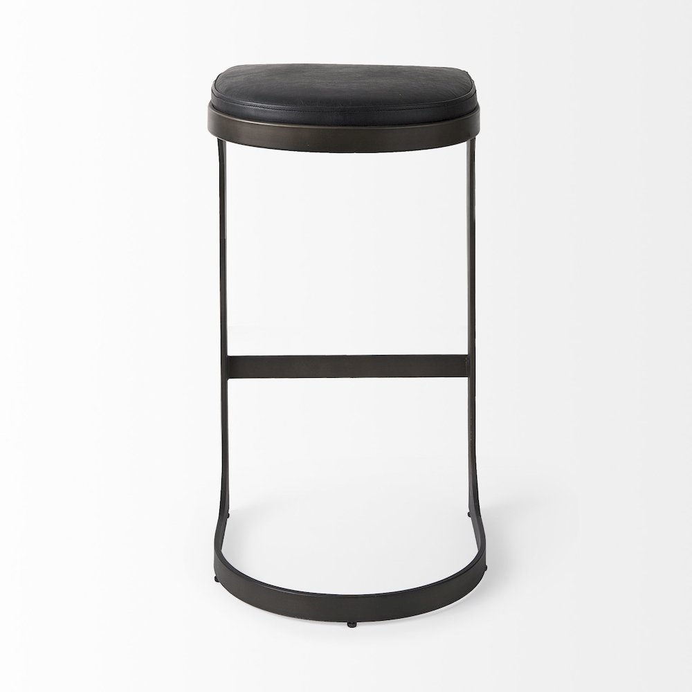 17L X 18W X 31H Black Leather Metal Frame Bar Stool