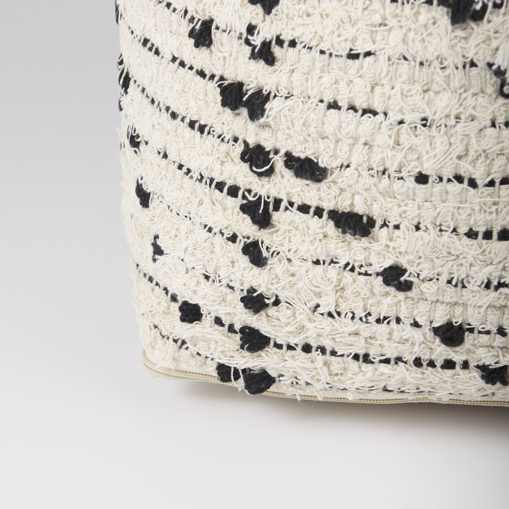 Aaroh16.0L x 16.0W x 16.0H Cream/Black Cotton Patterned Pouf