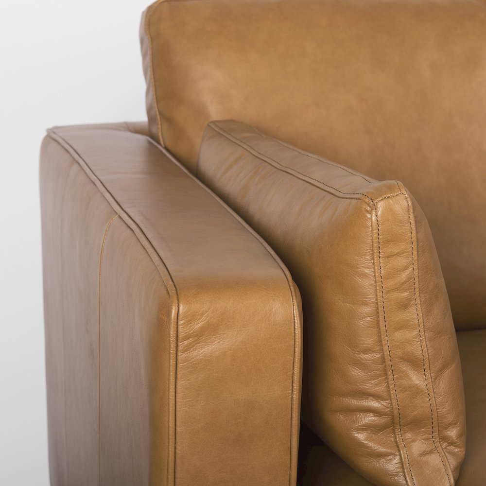 Elton 111.4L x 68.1W x 34.3H Tan Leather Right Chaise Sectional