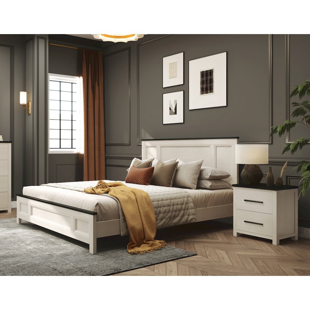 Realynn 5-Pc Bedroom Set, King Panel Bed, Dresser, Mirror, 2 Nightstands