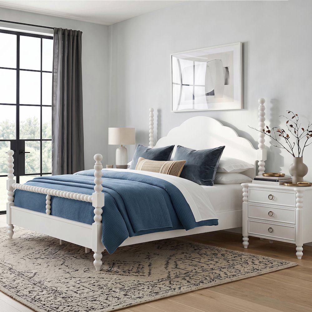 Avellune 3pc Bedroom Set: King Post Bed and 2 Nightstands, White Finish