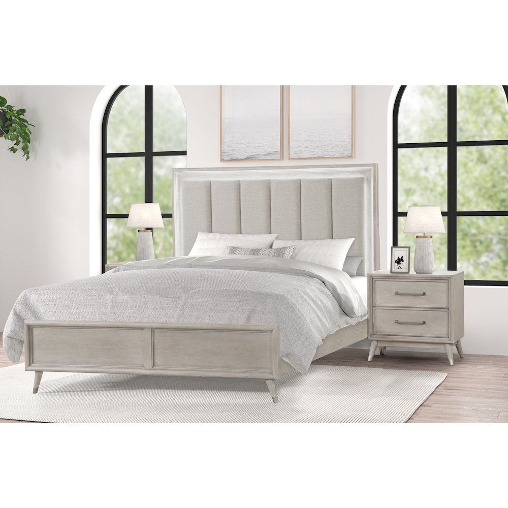 Seluna 3-Piece Bedroom Set with Touch LED Lighting, Gray Oak Finish, King